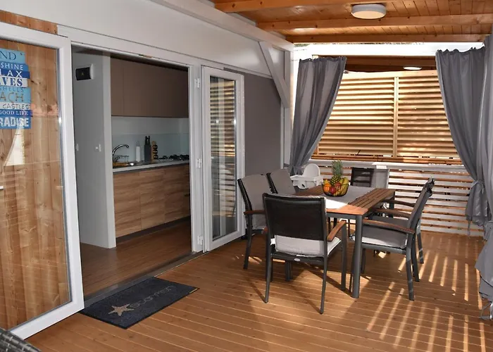 Mobile Home Starfish I Camp Biograd