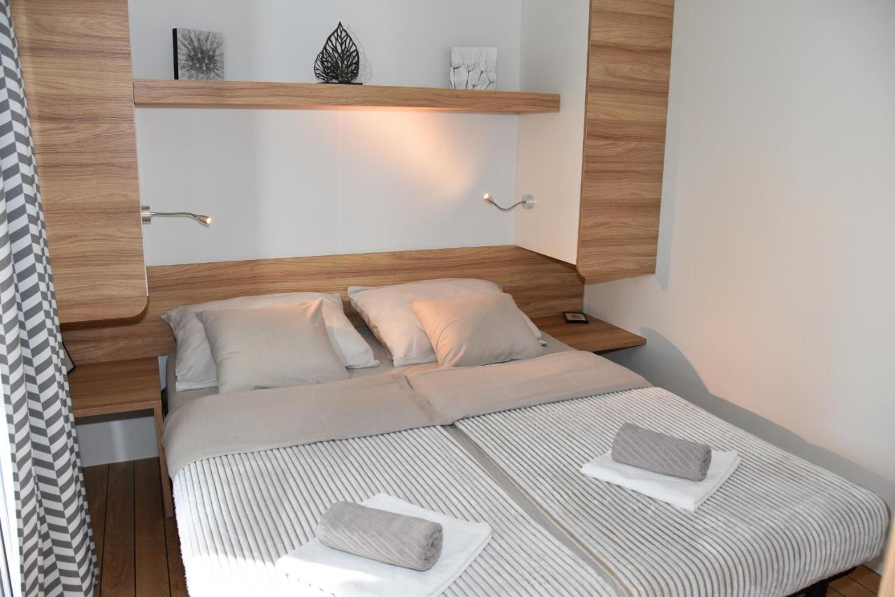 Mobile Starfish I Camp Biograd Campsite 4*