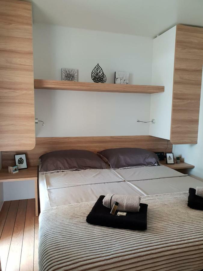 Mobile Starfish I Camp Biograd Campsite 4*