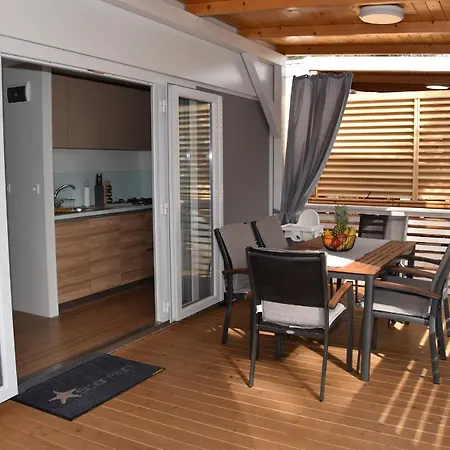 Mobile Home Starfish I Camp Biograd Biograd Na Moru Exterior photo